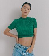 유선, 탄탄 복근 공개…자기관리 대단해 [화보]