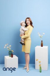 이정민 “육아 스트레스 無…늦둥이 아들=하늘이 내려준 선물” [화보]