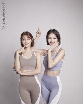 유나-지수 쌍둥이인 줄…탄탄 바디 자랑 [화보]