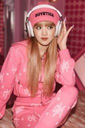 (여자)아이들 민니, 태국 재벌 느낌…슈퍼카+럭셔리룩 [화보]