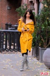 에밀리 라타이코프스키, ‘비율 깡패’ 다운 우월한 기럭지 [포토화보]