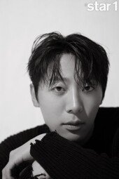 신현수 “30대 되고 연기 더 재밌어졌다” [화보] 