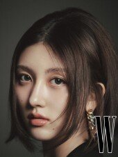 아이브 가을, 블랙홀 눈빛 [화보] 