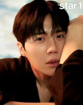 김선호 “스크린 데뷔 늦다고? 오히려 빠른 것 같아” [화보]