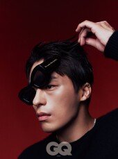 구교환 “대사 실수도 그것대로의 매력, 삐끗한 순간도 즐겨” [화보]