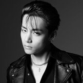 방탄소년단 뷔, 락시크 완벽 소화…강렬한 눈빛 [화보]