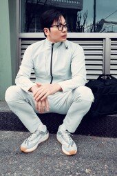 이동휘, 수염 밀고 안경 벗으니 ‘색다른 분위기’ [화보]