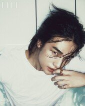 스트레이 키즈 현진, 액세서리로 완성한 치명美 [화보]