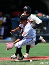 김재민, 볼 놓쳤다 [포토]