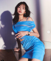 리사, 몽환적 눈빛 발사하며 나른한 섹시美 [DA★]