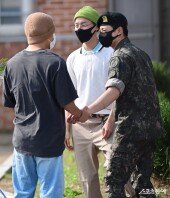 BTS 제이홉-정국, 웃음 가득한 만남