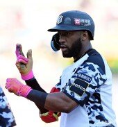 로하스, 추격의 적시타!