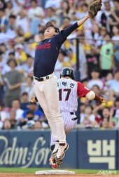 나승엽, 송구가 안 좋았어