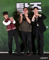 화기애애 영화 ‘탈주’