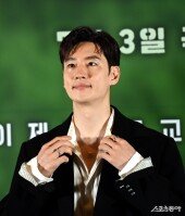 이제훈, 단정하게