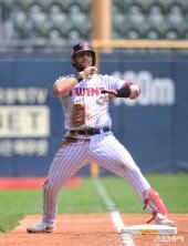 오스틴, 한 방에 역전!