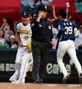 무실점 노경은, 우렁찬 포효~