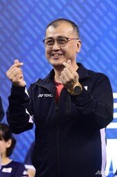 김학균 감독, 선수보다 더 즐겁게