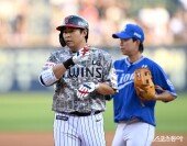 안익훈 ‘4점 차로 벌리는 적시타’