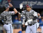 문보경 ‘10호 스리런 홈런’