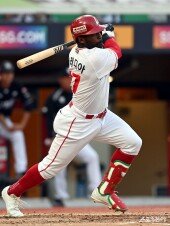 에레디아, 역전 적시타~