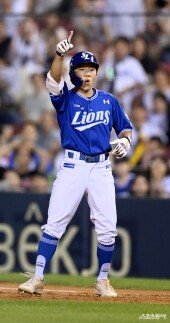 동점타 김지찬 ‘경기는 이제부터’