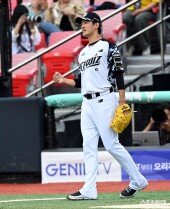 고영표, 5이닝 무실점 투구~