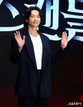 정지훈, 넘사벽 보디가드~