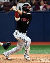 홍창기, 1-1 동점 2루타~