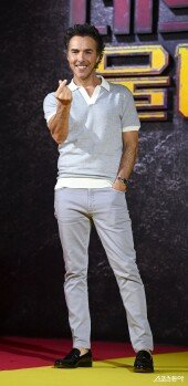 숀 레비 감독, 배우급 비주얼