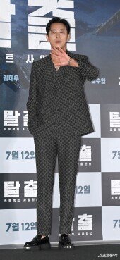주지훈 ‘기능성 렉카 기사 캐릭터’