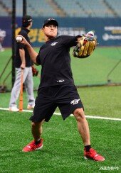 채은성 ‘정확한 송구’