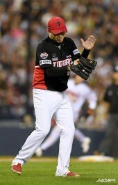 양현종, 5이닝 6피안타 1실점