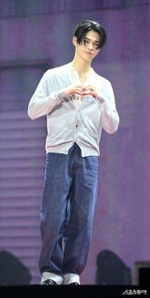 엔하이픈 니키 ‘여름에 듣기 좋아요’