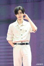 엔하이픈 성훈 ‘빛나는 볼하트’