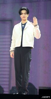 엔하이픈 제이 ‘제이입니다’