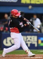 김선빈, 1타점 적시타에 이어 2루타도