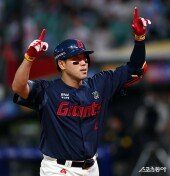 전준우, 희망의 불씨를 키우는 솔로포