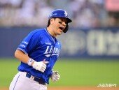 강민호, 역전 스리런에 포효