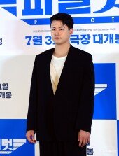 신승호, 듬직한 파일럿~