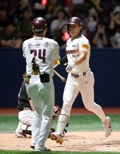 송성문 ‘추격의 11호 홈런’