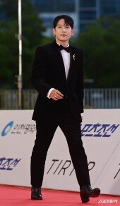 임시완, 위풍당당