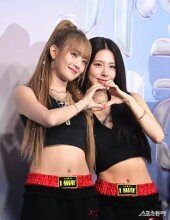 (여자)아이들 민니-미연, 러블리 가득