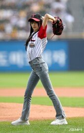 규빈 ‘날카로운 눈빛’