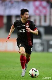 군제대 후 복귀 경기 펼치는 윤종규