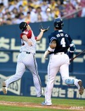 김진성 ‘직접 잡자’