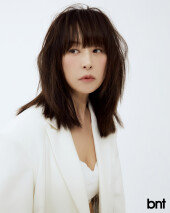 서정희 “6살 연하 남친♥, 20대 연애처럼 신기하고 즐거워” [화보]