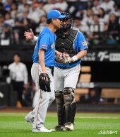 구대성-조인성 ‘일본을 상대로 최선’