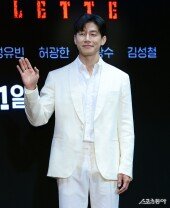 김무열, 백마탄 왕자님~