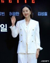 염정아, 샤방샤방 손인사~